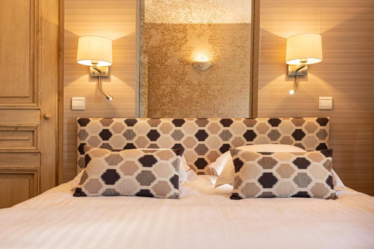 Le Square Hotel Astaffort Eksteriør billede