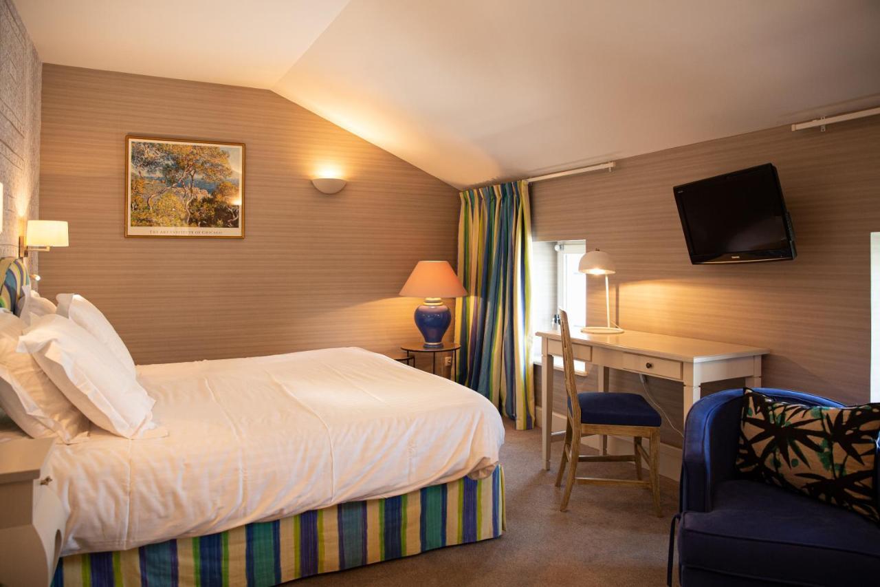 Le Square Hotel Astaffort Eksteriør billede