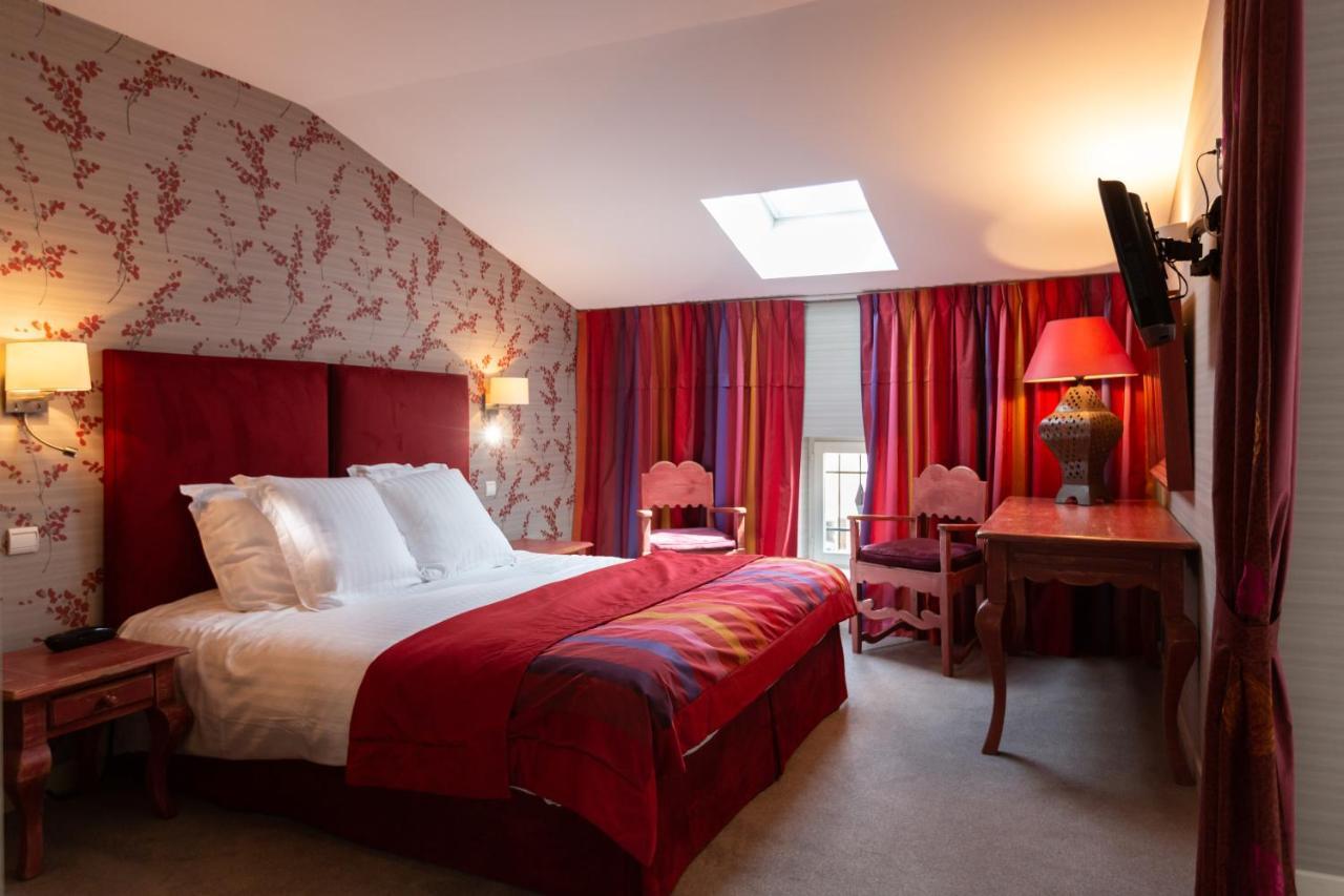 Le Square Hotel Astaffort Eksteriør billede