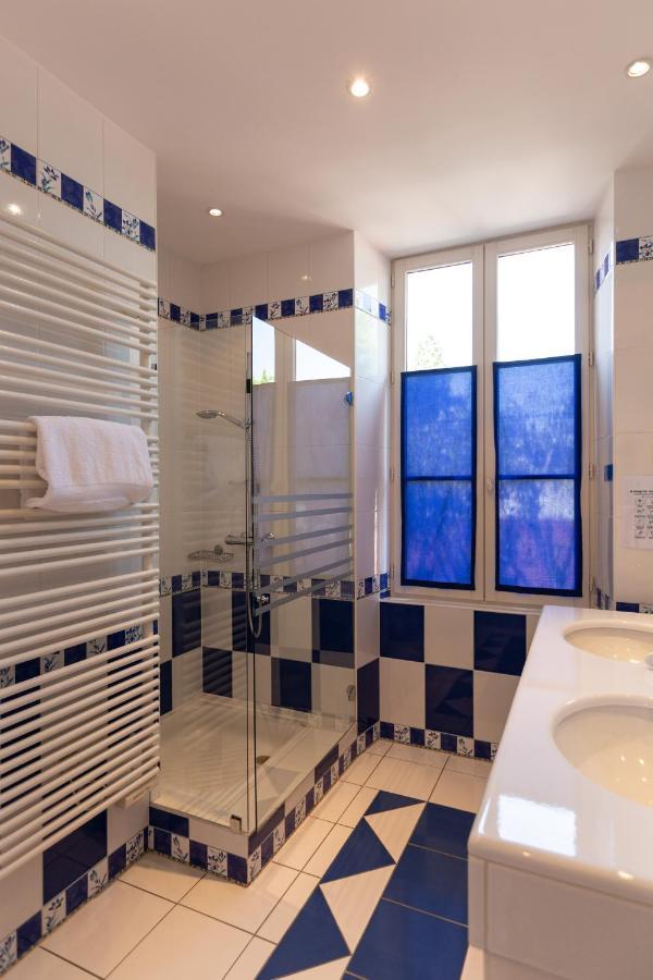 Le Square Hotel Astaffort Eksteriør billede