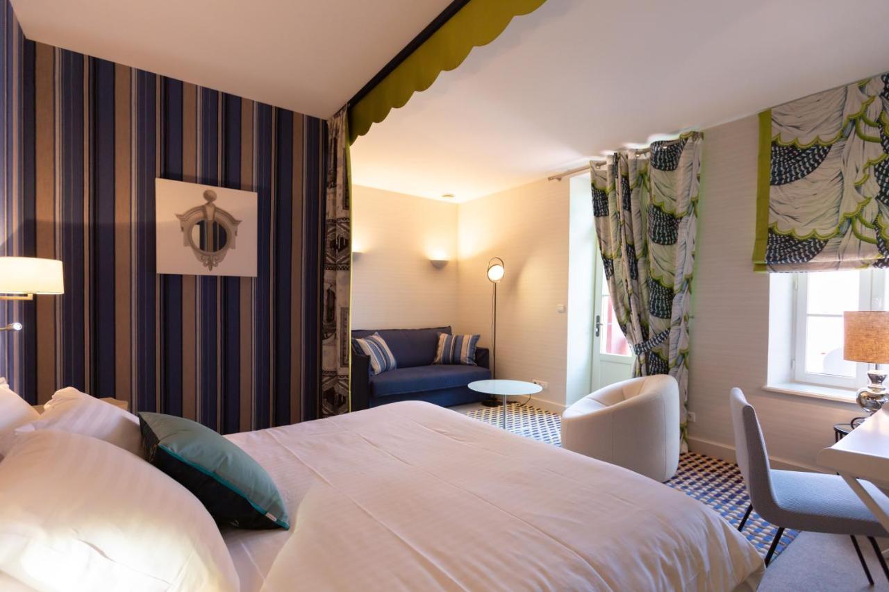 Le Square Hotel Astaffort Eksteriør billede